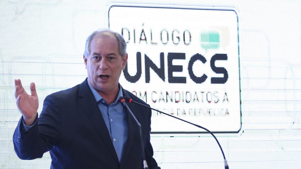 Ciro Gomes sai do PDT depois de 10 anos