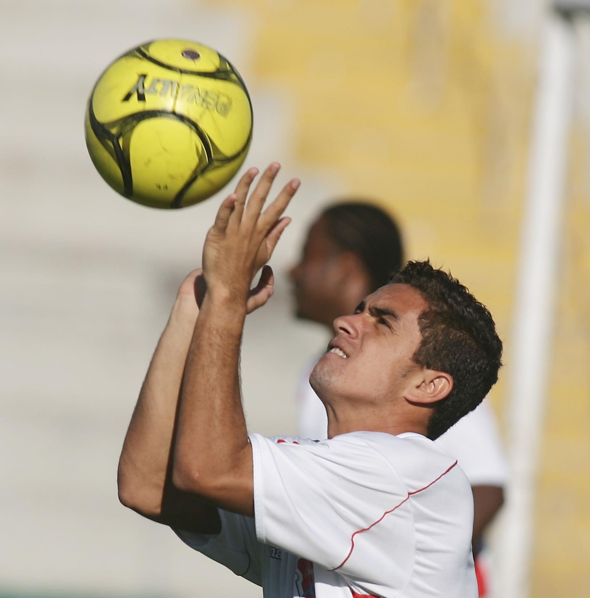 Dinelson já não veste mais a camisa do Paraná | Albari Rosa / Gazeta do Povo