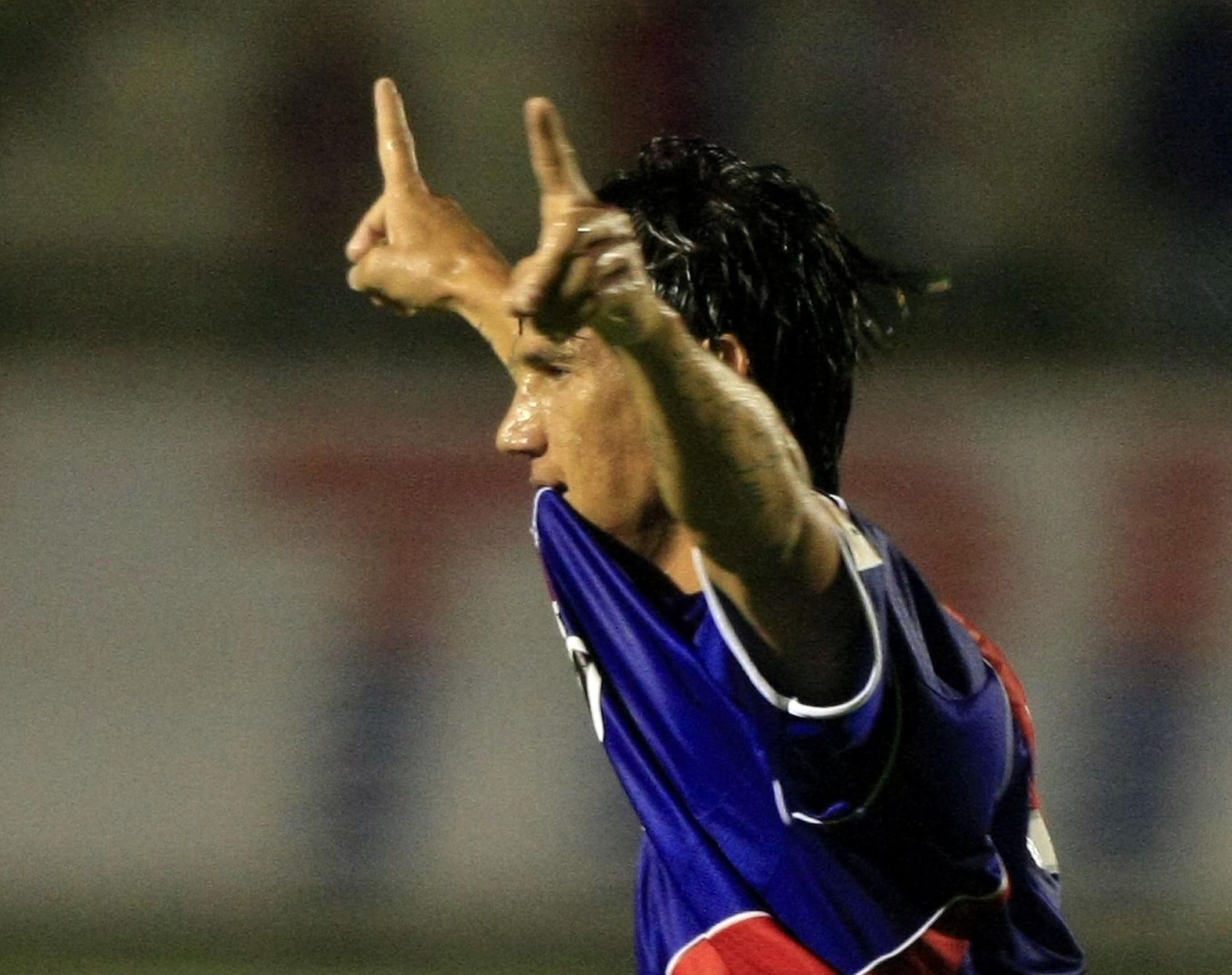 Zagueiro João Leonardo entra no lugar de Danilo, que está suspenso. Jancarlos também é desafalque | Albari Rosa / Gazeta do Povo