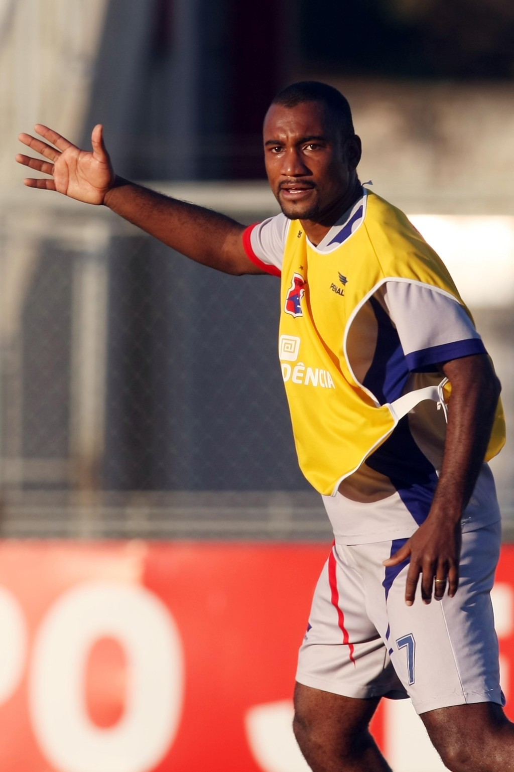 Fábio Oliveira, quando jogava pelo Paraná: artilheiro no Remo