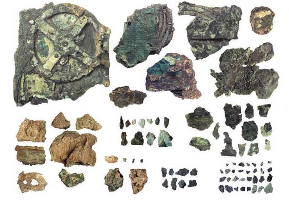 Os fragmentos do mecanismo, recuperados por mergulhadores no começo do século 20 | Divulgação