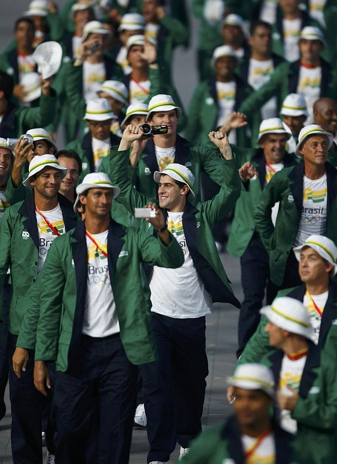 Delegação brasileira no desfile das delegações |