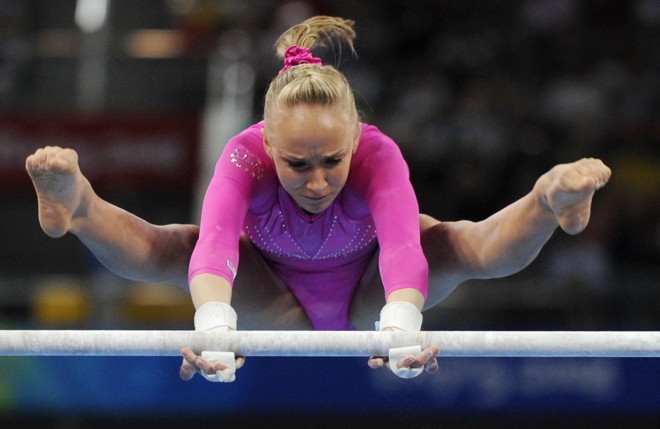 Mas a jornada era de Nastia Liukin, e ela foi muito bem em todas as partes da disputa, sem erros |