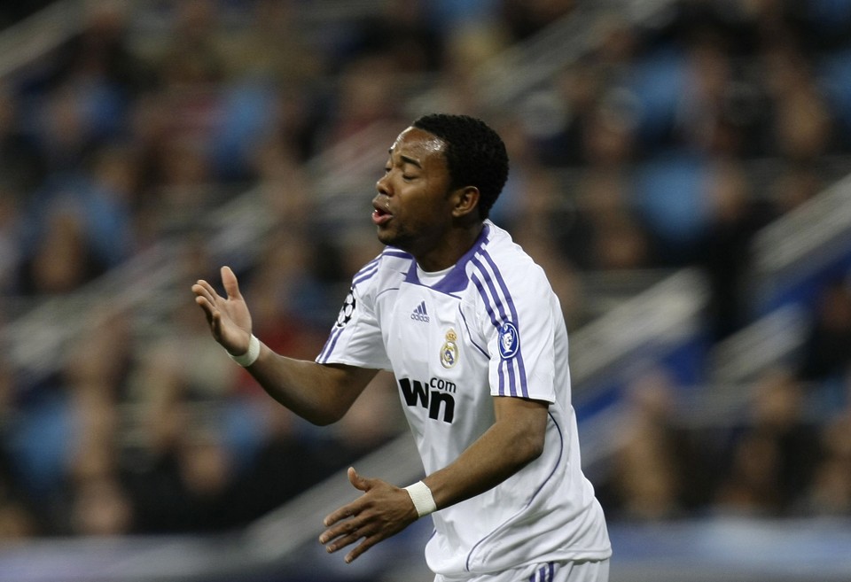 "Sonho de consumo" de Felipão, Robinho ainda pode trocar o Real Madrid pelo Chelsea | Susana Vera / Reuters