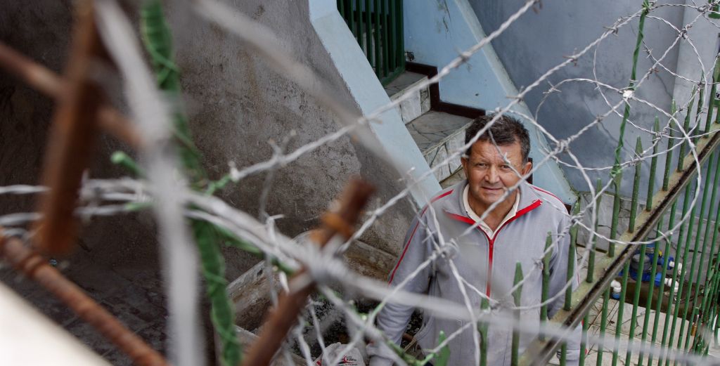 Sebastião Santeana Banhos: esperança de fugir da vila violenta e de aproveitar a aposentadoria em Santa Catarina | Daniel Derevecki/Gazeta do Povo