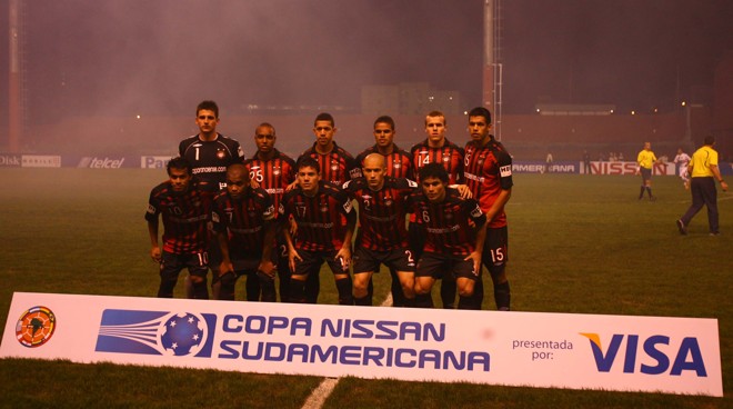 Foto para pôster, jogo para no máximo um 3/4 |