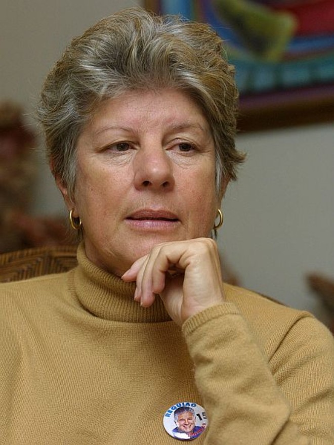 No olho da rua: Maristela Requião, diretora do Museu Oscar Niemeyer |