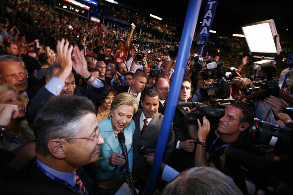 Hillary oficializa o senador Barack Obama como candidato do Partido Democrata a Presidência dos EUA: pedido de união para alcançar a vitória | Shannon Stapleton / Reuters