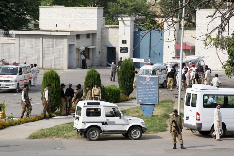 Incidente no Paquistão foi retaliação por operações militares contra rebeldes do Taliban: 81 pessoas ficaram feridas | Faisal Mahmood / Reuters