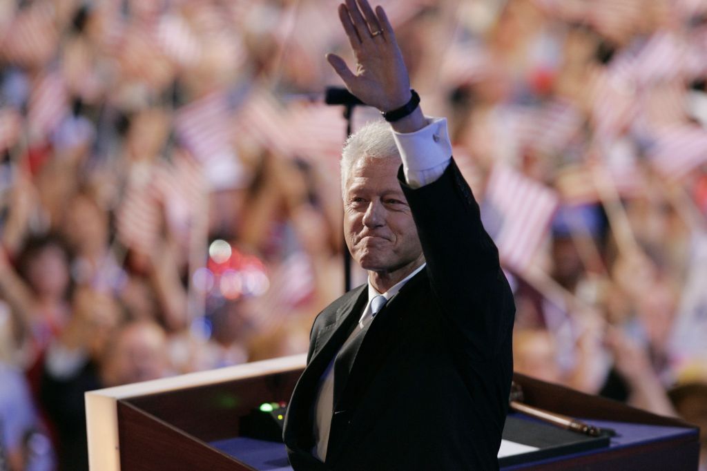 "Obama está pronto para ser presidente", afirmou Clinton, e complementou dizendo que ama o vice Biden, e a América assim o fará | Larry Downing / Reuters