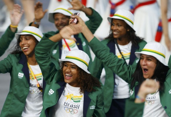 Brasil foi o 38º país a desfilar na abertura dos Jogos de Pequim |
