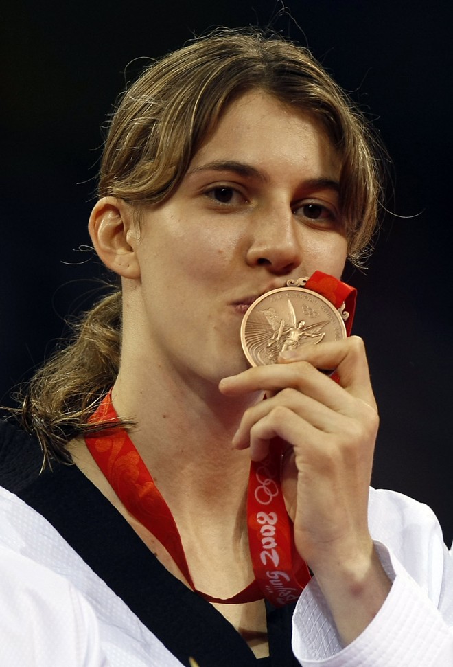 Natália Falavigna brigou muito para trazer o bronze no taekwondo |