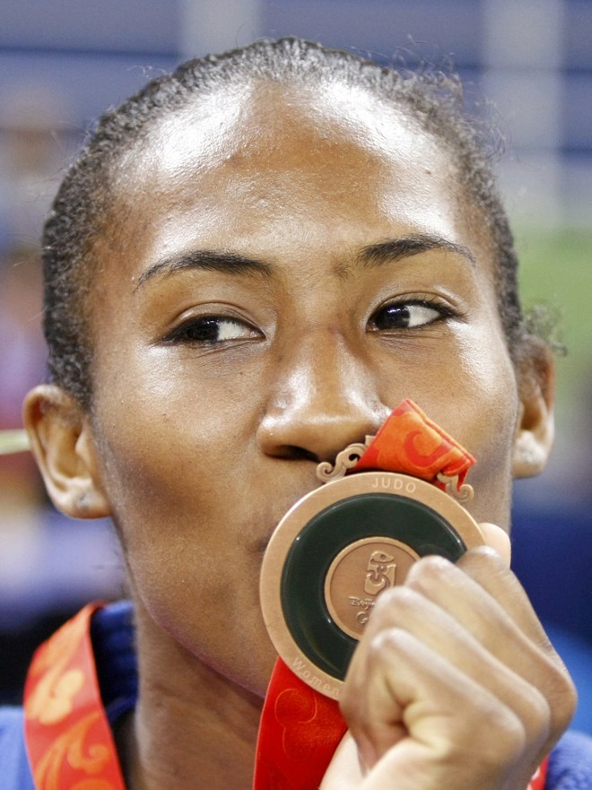 Ketleyn Quadros surpreendeu o Brasil ao trazer o bronze no judô |