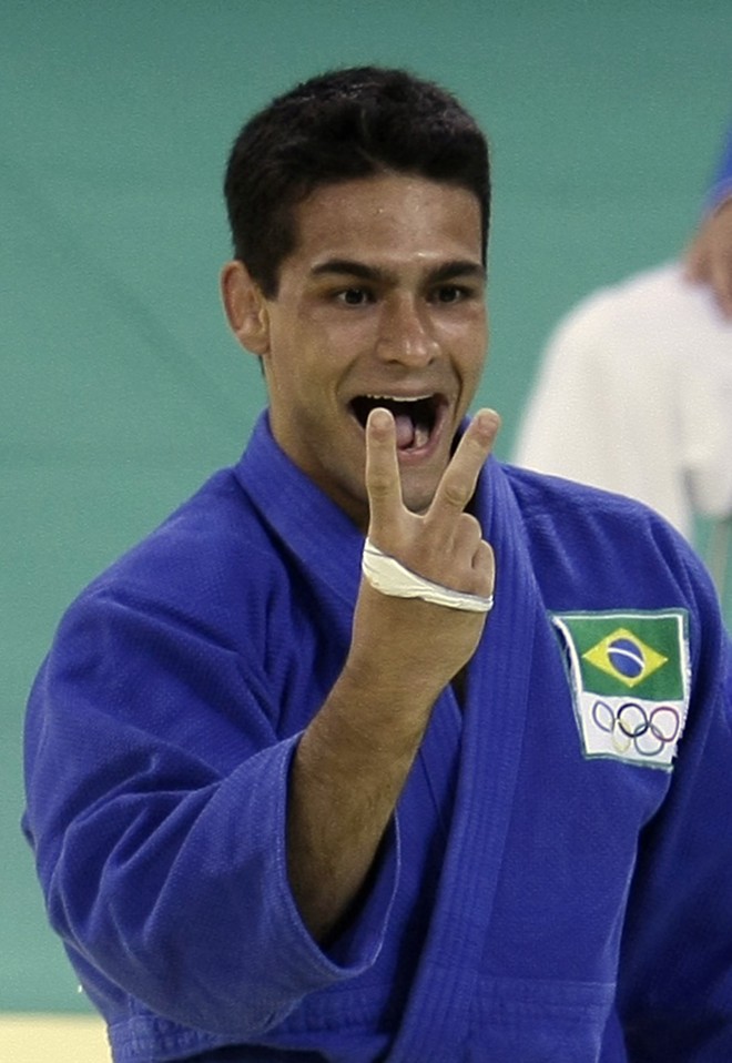 Brasileiro comemora a conquista com o