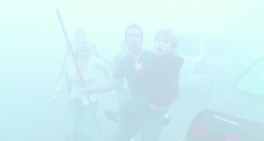 Misterioso nevoeiro que atinge cidade norte-americana pode ser entendido como um comentário sobre os Estados Unidos da era Bush | Divulgação