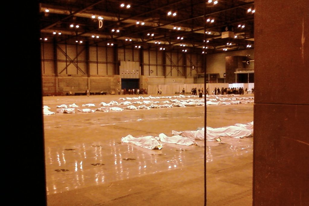 Os mortos no acidente aéreo foram colocados em um centro de convenções para a identificação pelos familiares. Alguns requerem a análise do DNA | José Alonso/AFP