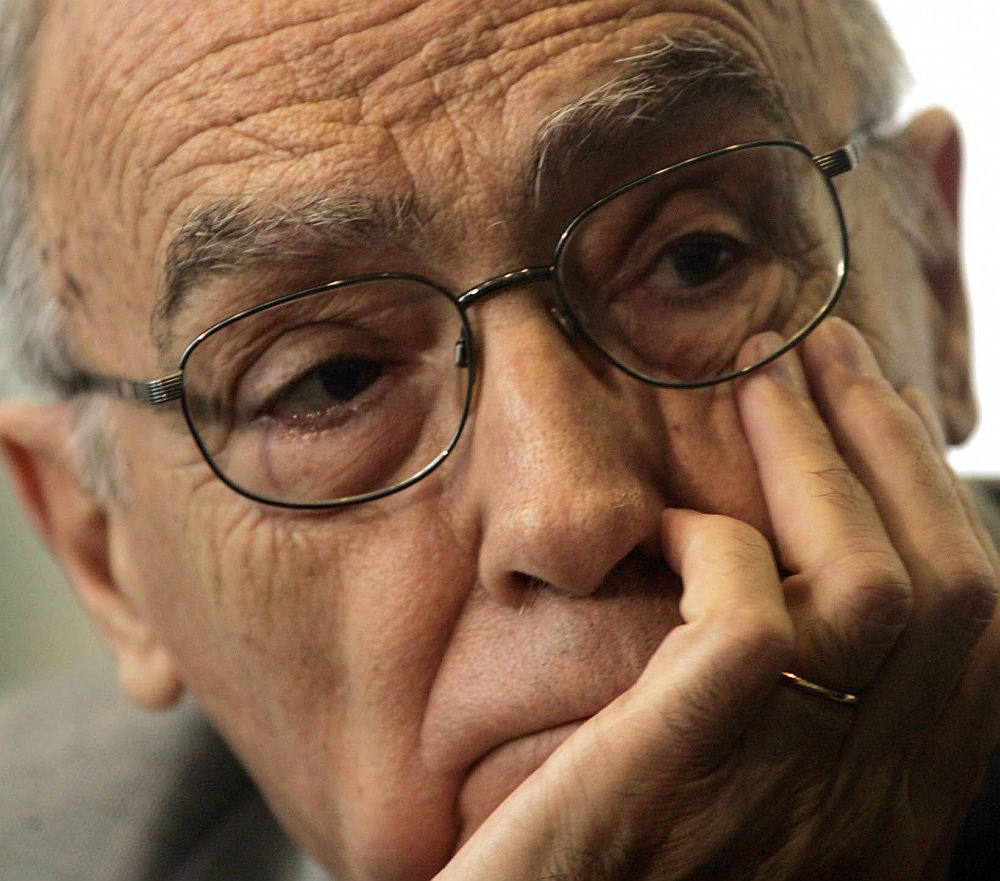 O escritor José Saramago | Reuters/Paulo Whitaker