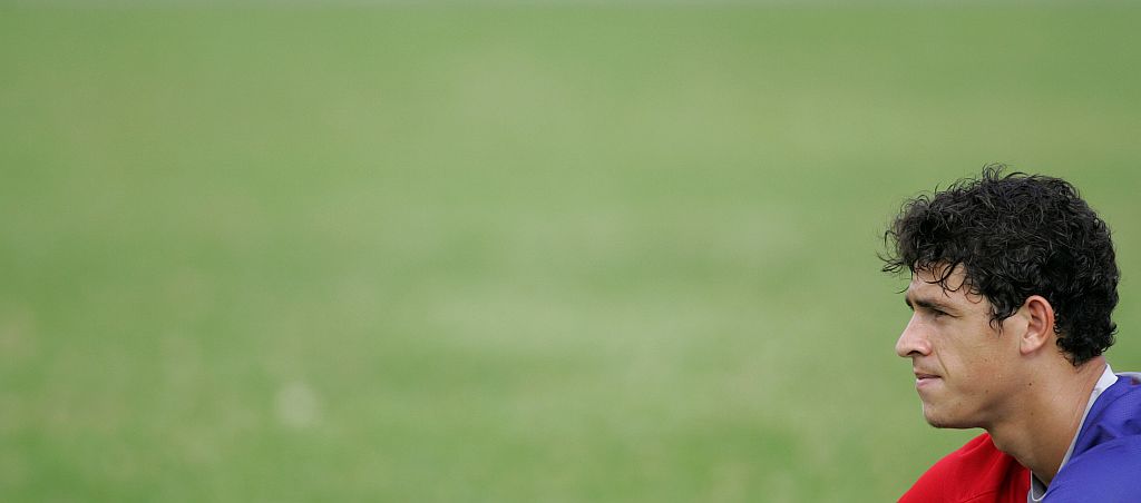 O meia Giuliano estranhou ver tantas caras novas no elenco tricolor ao retornar de excursão de pouco mais de uma semana a seleção sub-19. | Rodolfo Bührer/Gazeta do Povo