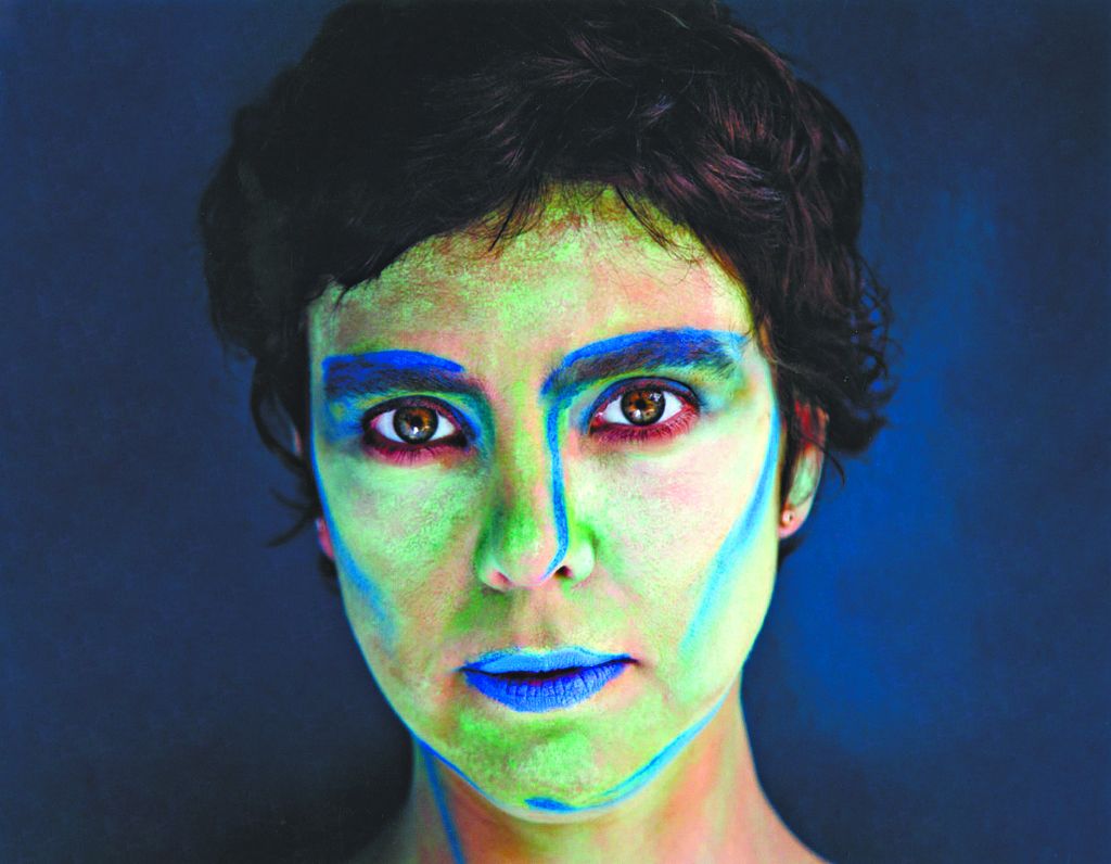 Adriana mistura canções de seu disco mais recente a outras de Marítimo e novidades | Divulgação/ Verrinha Walfor