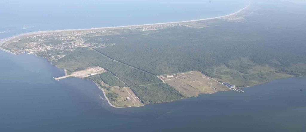 Área da Ponta do Poço, em Pontal do Paraná, é alvo de disputa entre o poder público e investidores privados. | Carlos Ruggi