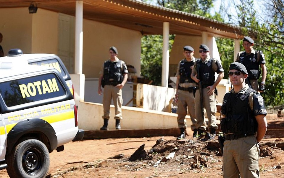 Cerca de 200 policiais participam da força-tarefa para prender os autores da maior chacina da história recente do estado | Rodolfo Bührer/Gazeta do Povo