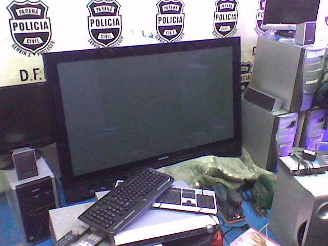 Objetos furtados por quadrilha responsável por pelo menos dez assaltos no Jardim das Américas | Roberto Cosme Raimundo / Gazeta do Povo