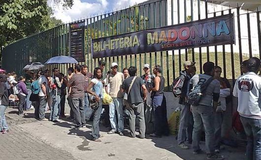 Fila de ingressos para show da Madonna já conta com mais de 700 pessoas | Reprodução/G1.com.br/Alícia Uchôa