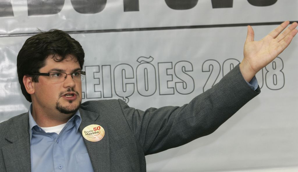 Dizem que a carga tributária no Brasil é alta, mas isso é balela. Como socialista defendo o aumento da carga, mas de forma justa, progressiva. Hoje o pobre paga mais imposto que o rico. | Rodolfo Bührer/Gazeta do Povo