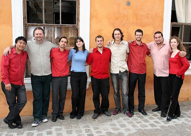 Orquestra à Base de Corda, convidada por Roberto Corrêa para o show em Curitiba | 