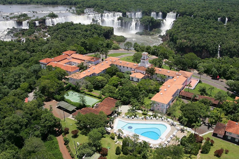 Parque Nacional do Iguaçu, que abriga as Cataratas, emprega hoje 700 funcionários. São seis empresas privadas atuando em seu interior | Fotos: Christian Rizzi/Gazeta do Povo