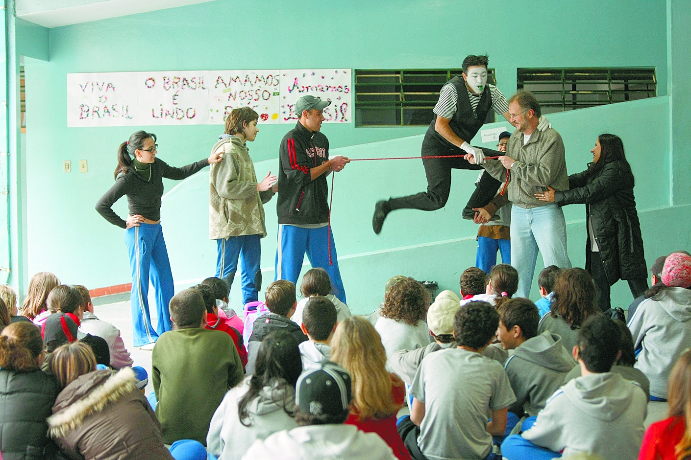 Encontro de pais e alunos no Colégio Fênix: gestão escolar é feita por um comitê. | Jonathan Campos/Gazeta do Povo