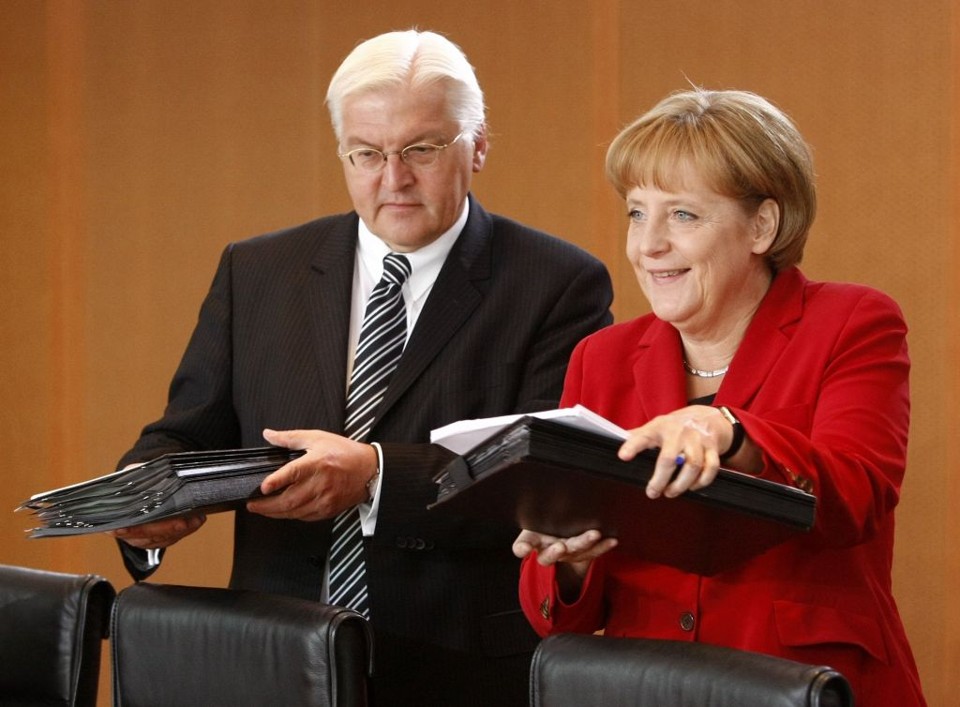 O Partido Social-Democrata busca retomar o controle do governo, mas a aproximação das eleições pode fragmentar a frágil coalizão: Merkel disse que apesar das dificuldades a situação tem que cooperar | Fabrizio Bensch / Reuters