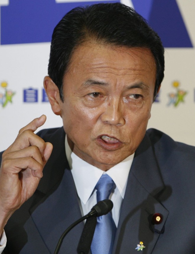 Taro Aso: desafio de recuperar país | Toru Hanai/Reuters