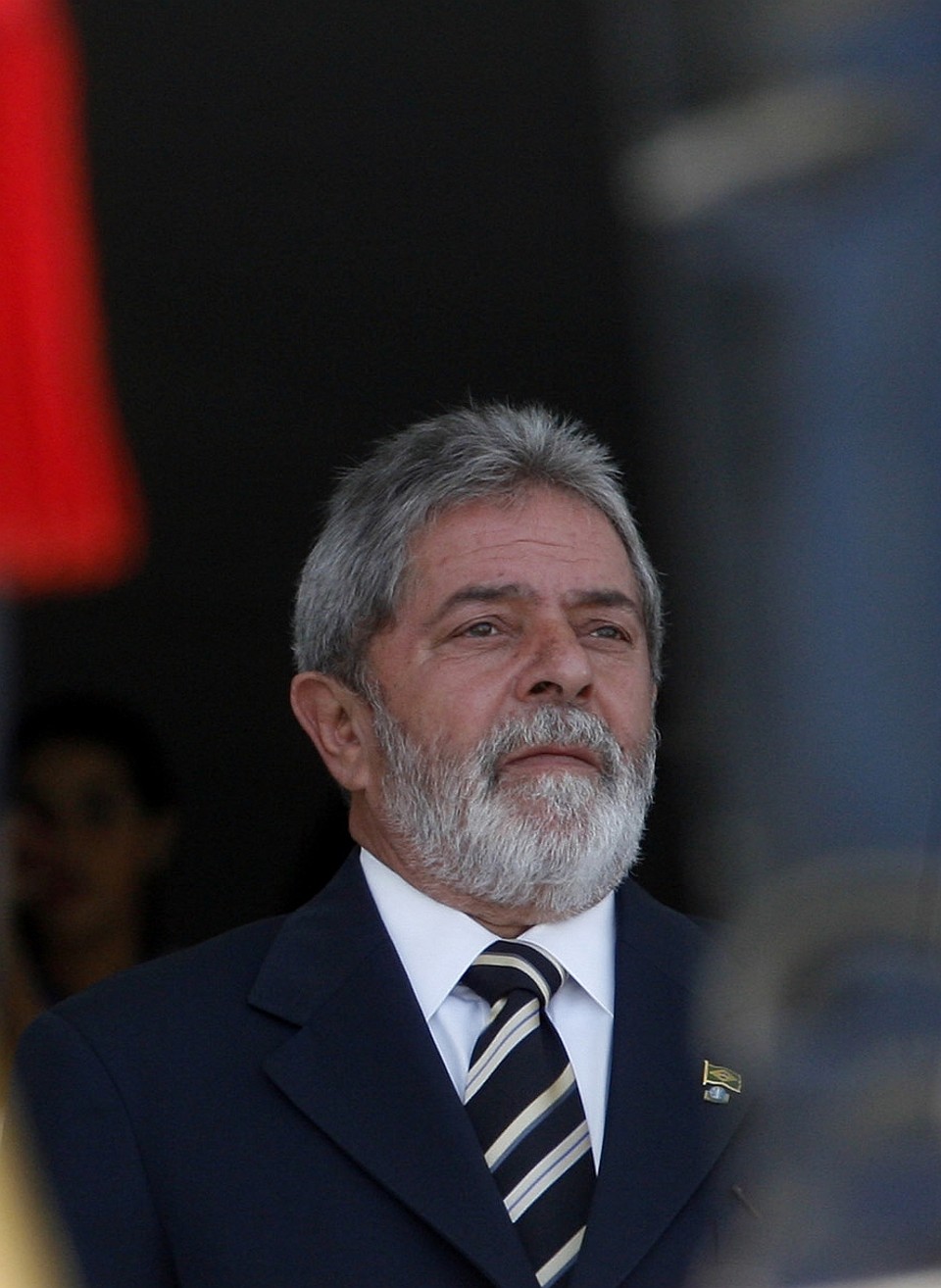 Lula muda o tom e elogia seleção brasileira por vitória contra o Chile | Reuters