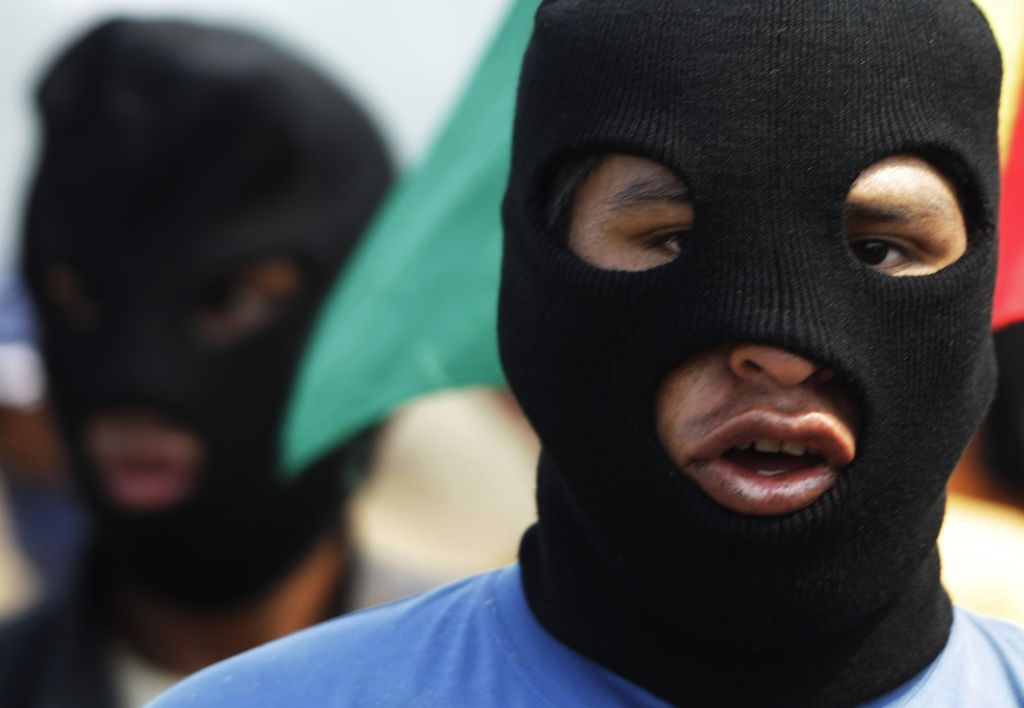 Manifestantes decidiram suspender bloqueio em Santa Cruz de la Sierra, após violentos protestos nas últimas semanas | David Mercado / Reuters