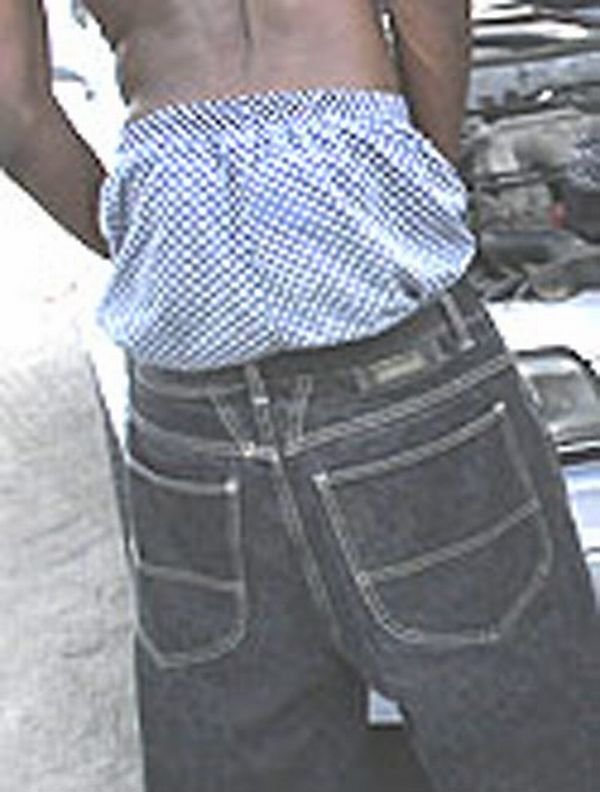 Calça larga deixa cueca à mostra: crime na Flórida | Reprodução