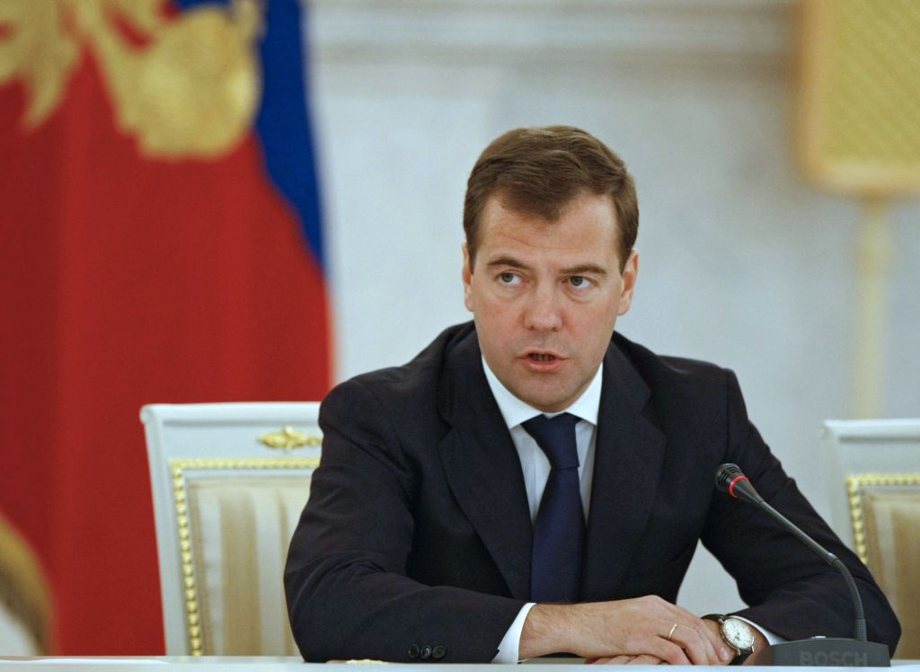 Durante encontro com empresários russos, Medvedev afirmou que os "prejuízos serão simétricos" em caso de retaliações pelo conflito no Cáucaso | RIA Novosti/Reuters