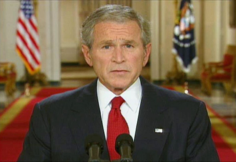 Bush mencionou que pacote econômico é seguro e cessará o colapso que diversos setores da economia dos EUA estão sofrendo | White House TV / Reuters