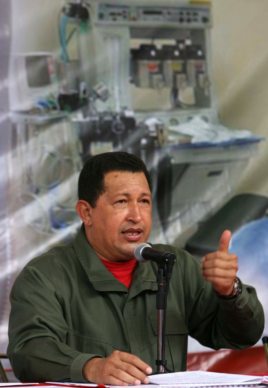 Venezuela é alvo de mais um "ataque do imperialismo", afirma Chávez numa clara referência aos EUA | Miraflores Palace / Reuters