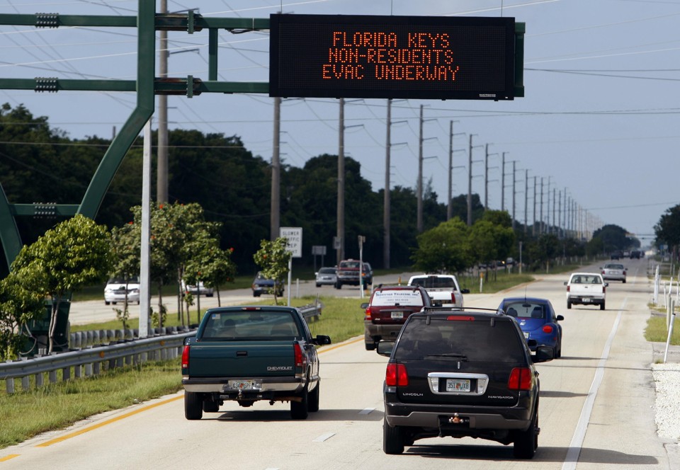 Autoridades americanas estão evacuando arquipélago de Florida Keys | Reuters