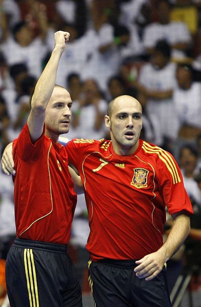 Fernández e Rodríguez: festa espanhola. | 