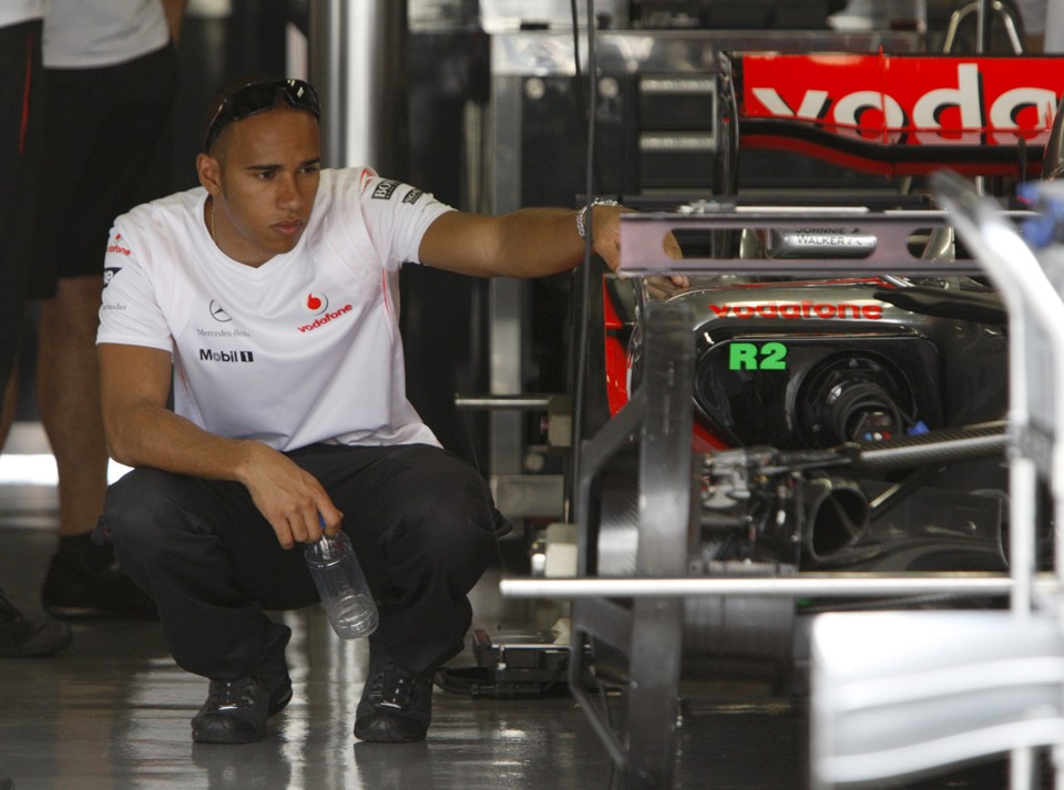 Lewis Hamilton diz que não vai desperdiçar pelo segundo ano consecutivo a liderança no Mundial de Fórmula 1 | Toru Hanai/Reuters
