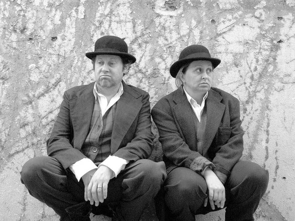 Zanatta e Rosana: talento e pesquisa ao adaptar Esperando Godot | Milla Jung/ Divulgação