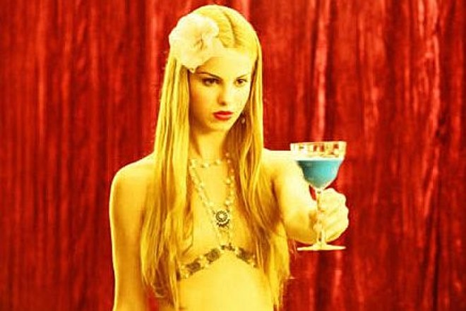 Stephany Brito faz o papel feminino de destaque |