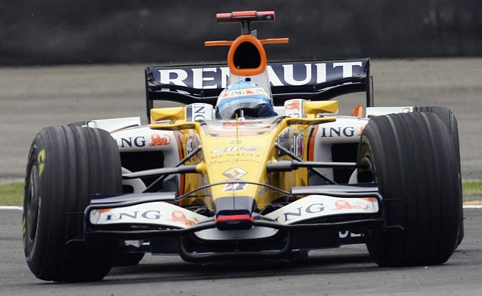 O espanhol Alonso foi o mais rápido do primeiro dia de treinos em Interlagos | Rodrigo Paiva/Reuters