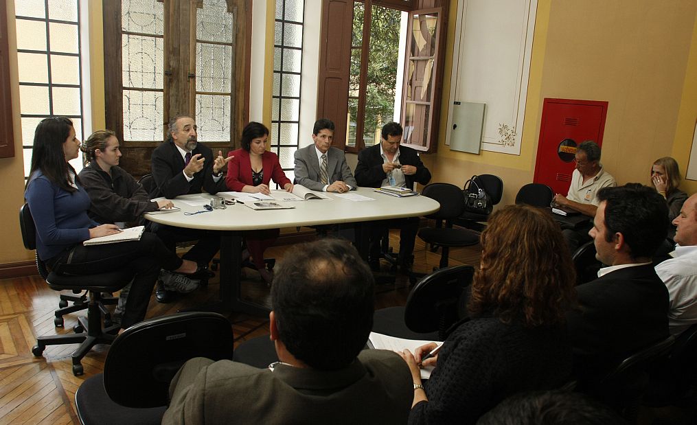 Audiência no Ministério Público: empresas têm prazo de um mês para apresentar plano de destinação das embalagens | Daniel Derevecki/Gazeta do Povo