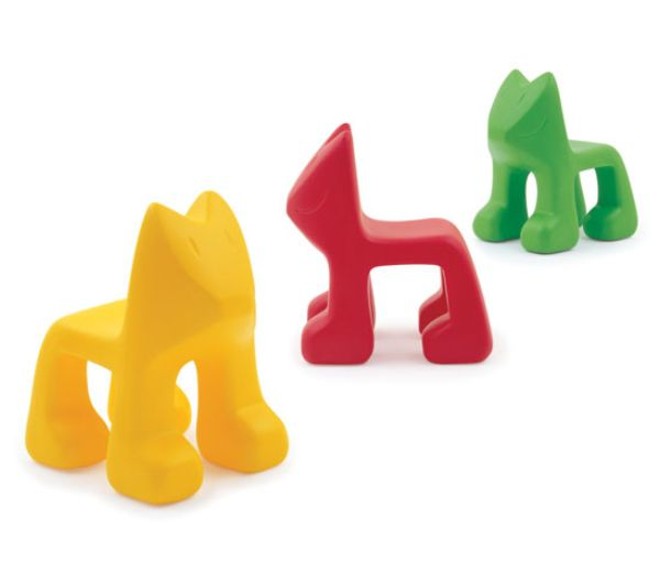 A linha Me Too, da italiana Magis, disponível na Artesian, une design, criatividade e funcionalidade em sua mobília |