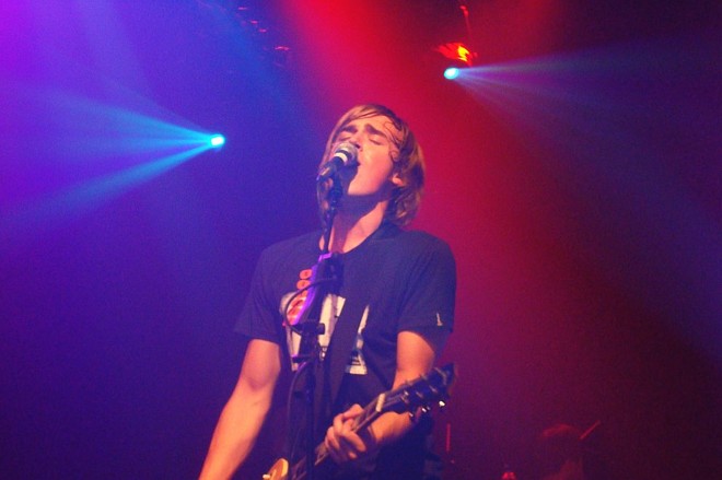 O guitarrista Tom Fletcher | 