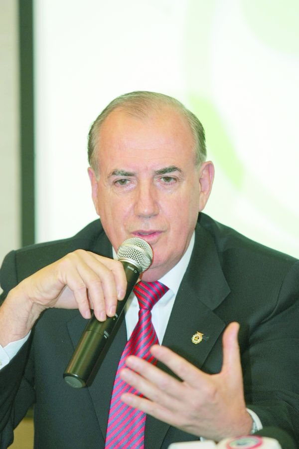 João Fernando Macedo, da AMP, critica a falta de transparência das empresas | Aniele Nascimento/Gazeta do Povo