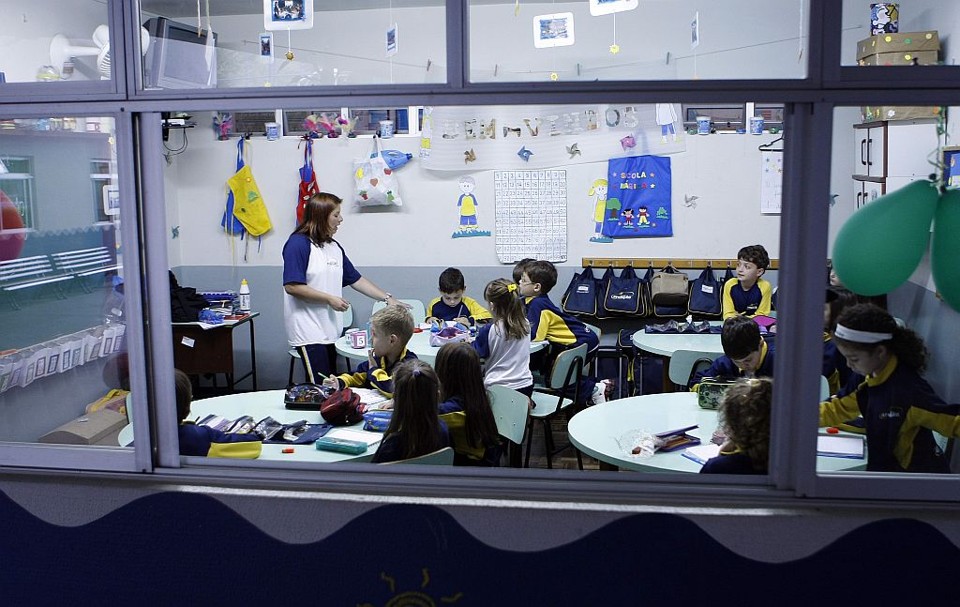 O Colégio Atuação, de Curitiba, aceita que crianças com 6 anos incompletos ingressem no ensino fundamental de 9 anos e busca o diálogo permanente com os pais | Rodolfo Bührer/Gazeta do Povo